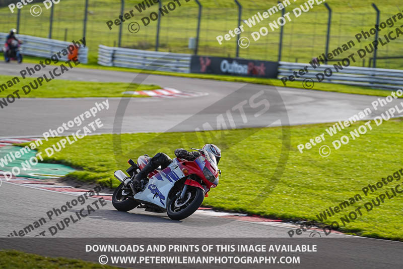 anglesey;brands hatch;cadwell park;croft;donington park;enduro digital images;event digital images;eventdigitalimages;mallory;no limits;oulton park;peter wileman photography;racing digital images;silverstone;snetterton;trackday digital images;trackday photos;vmcc banbury run;welsh 2 day enduro